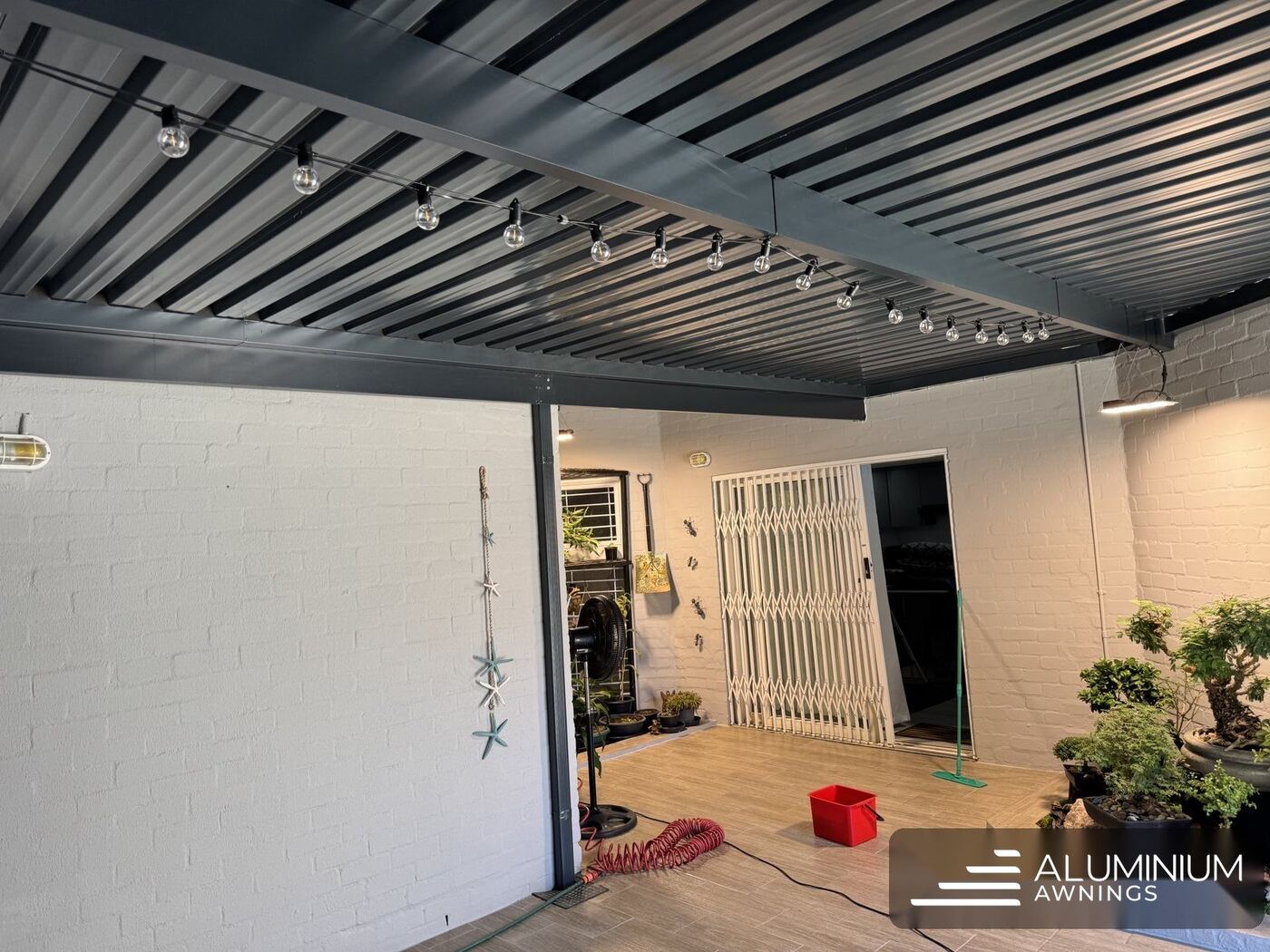 Aluminium Extruded Pergola, Flamingo Vlei, Table View — view 2